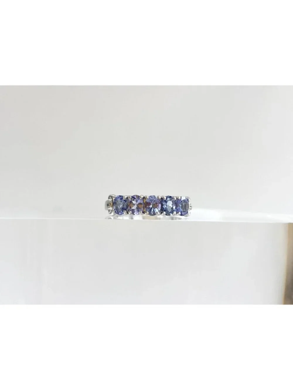 Tanzanite Gemstone Oval Cut Row Set Sterling Silver 925 Vintage Ring - sz 8